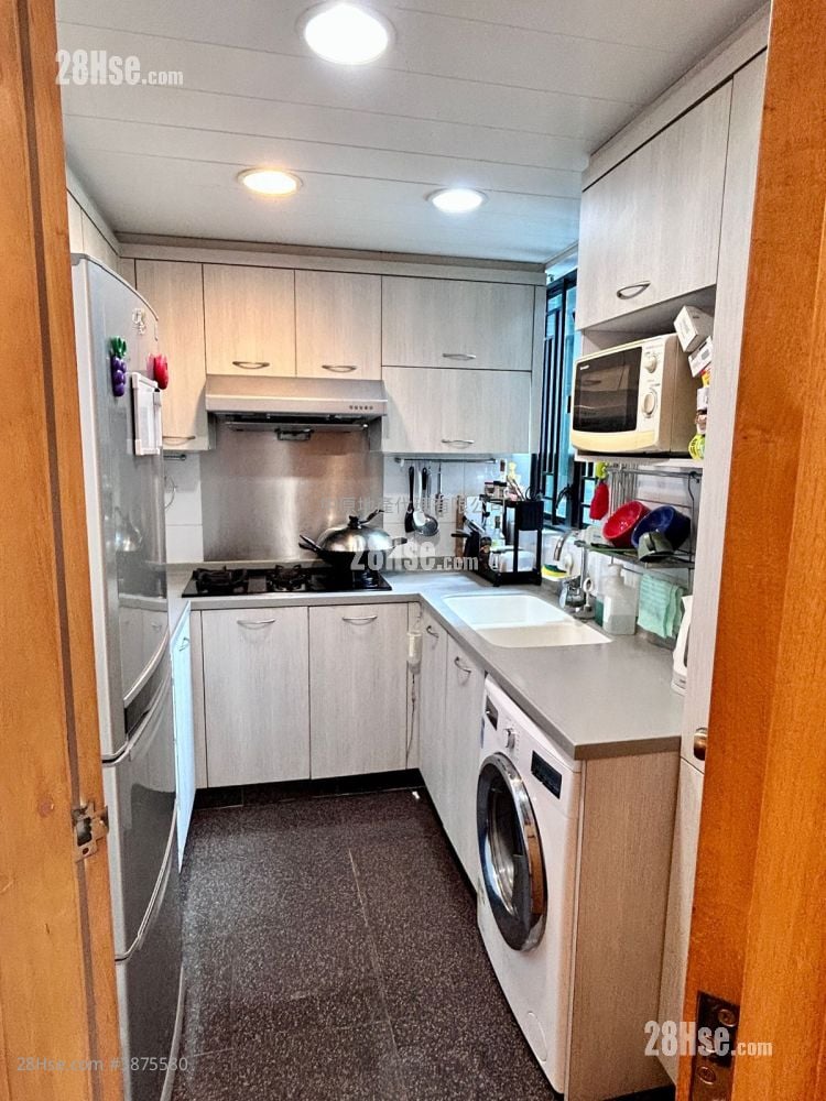 Oscar By The Sea Sell 3 Bedrooms , 2 Bathrooms 767 ft²