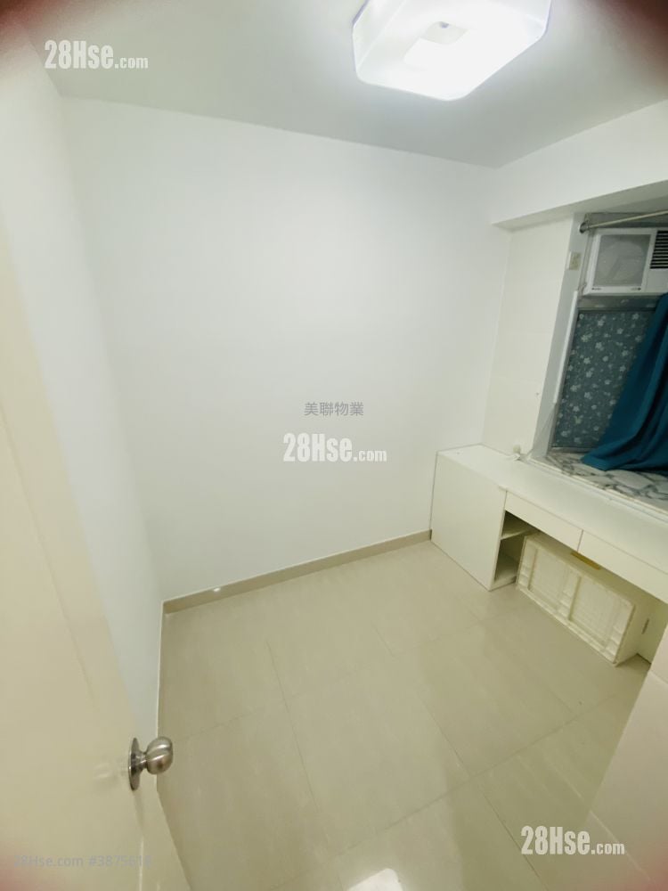 Jubilee Garden Sell 2 Bedrooms 510 ft²