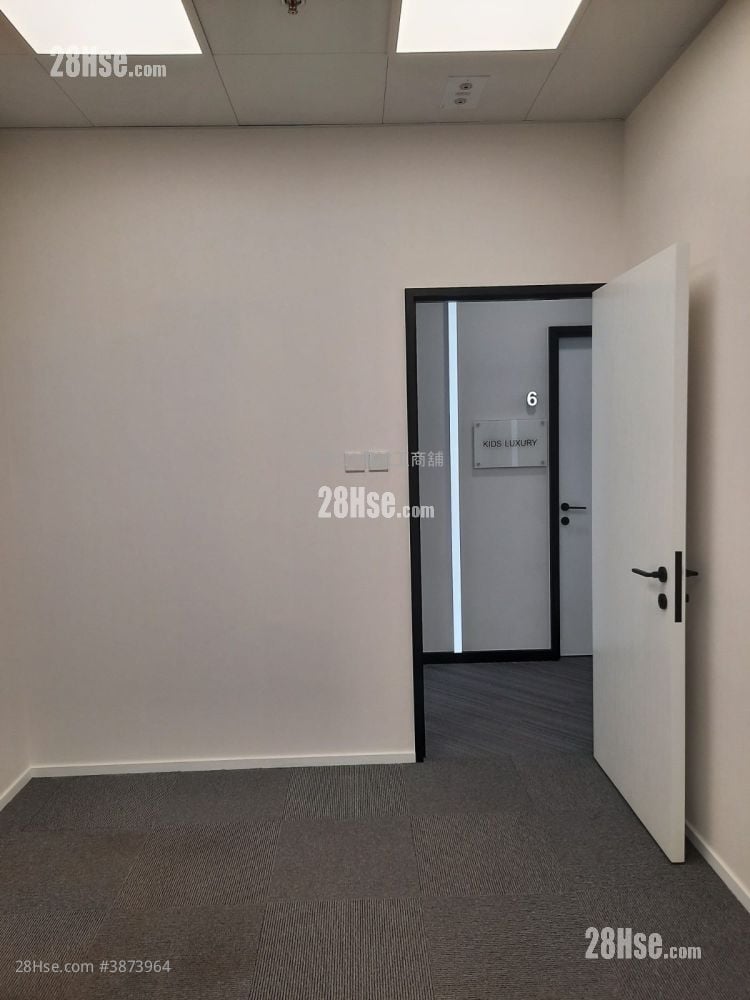 萬廸廣場 租盤