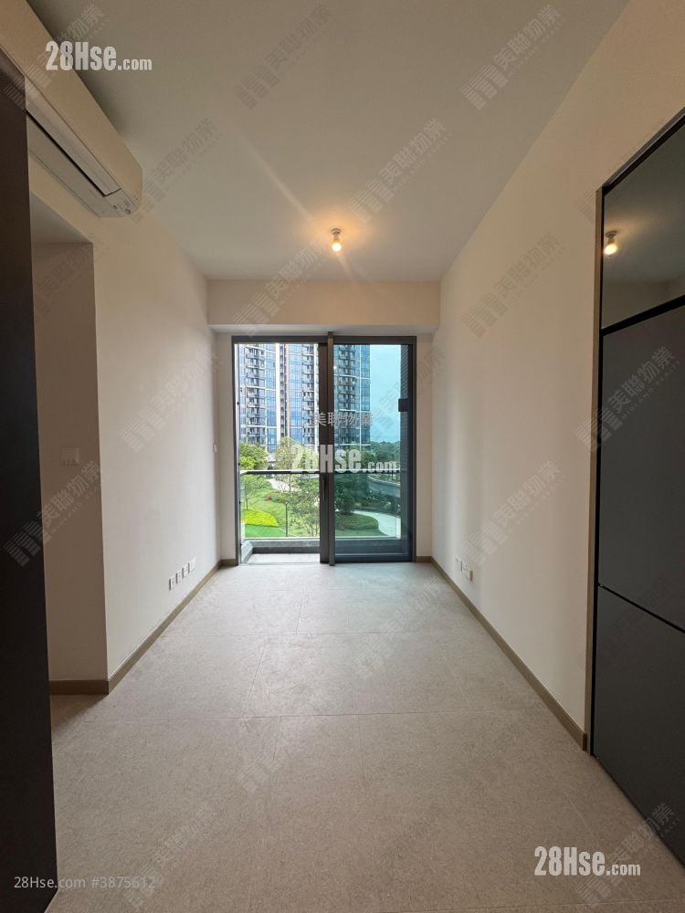 Sierra Sea Rental 492 ft²