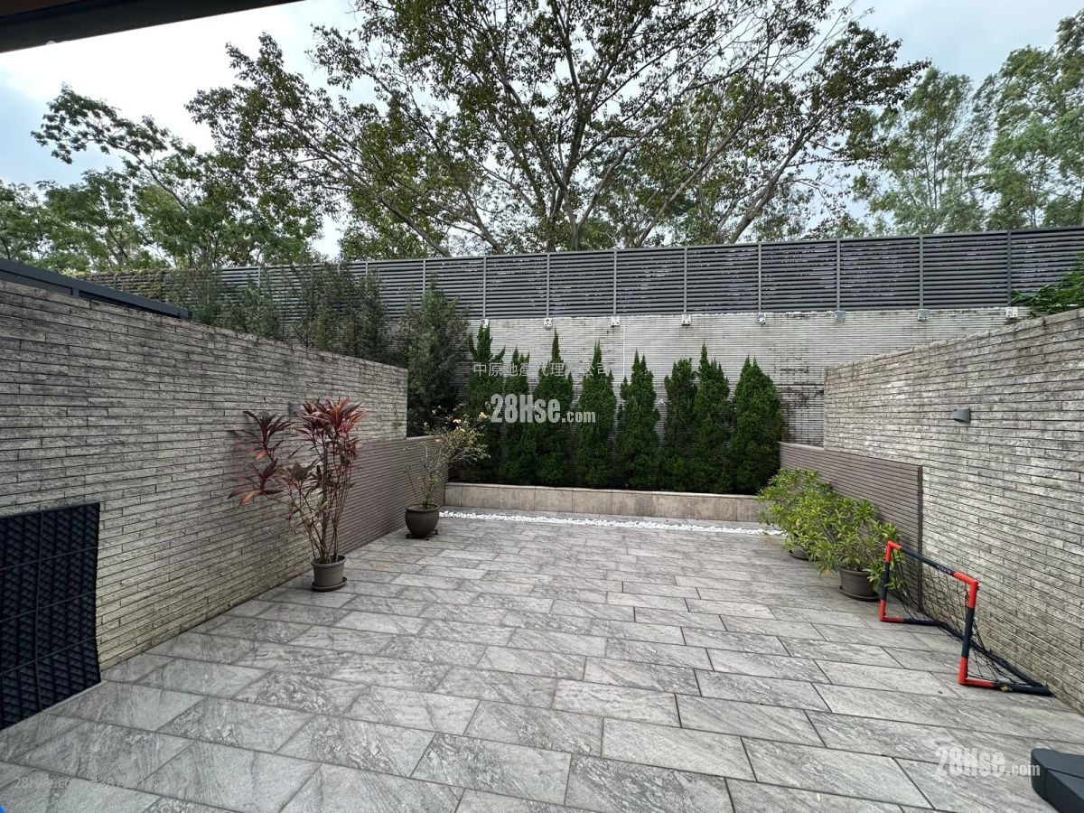The Vineyard Sell 3 Bedrooms , 4 Bathrooms 1,610 ft²
