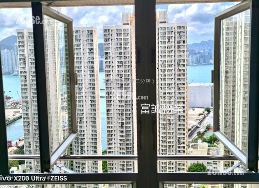 油翠苑 售盘 2 房 , 1 浴室 400 平方尺