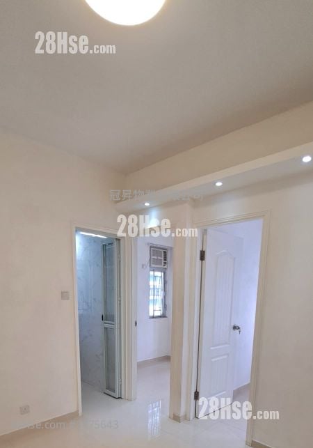 Po Sing Centre Rental 285 ft²