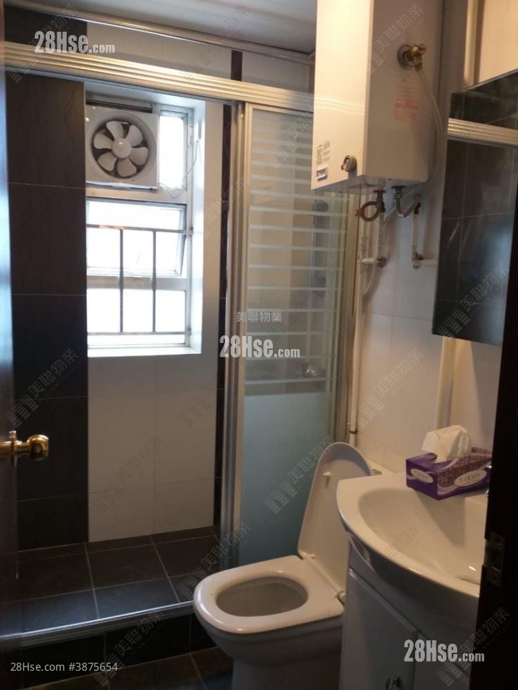 Village Gardens Sell 3 Bedrooms 803 ft²