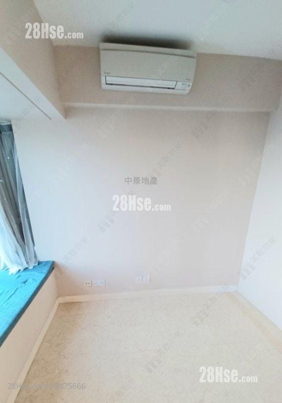 Sky Tower Sell 4 Bedrooms , 2 Bathrooms 452 ft²