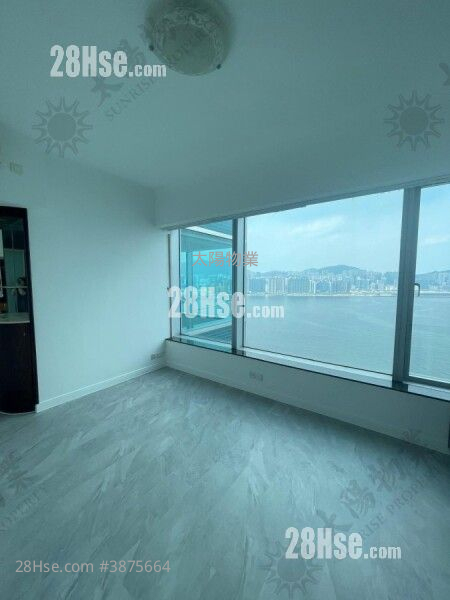Harbourfront Landmark Sell 3 Bedrooms 1,420 ft²