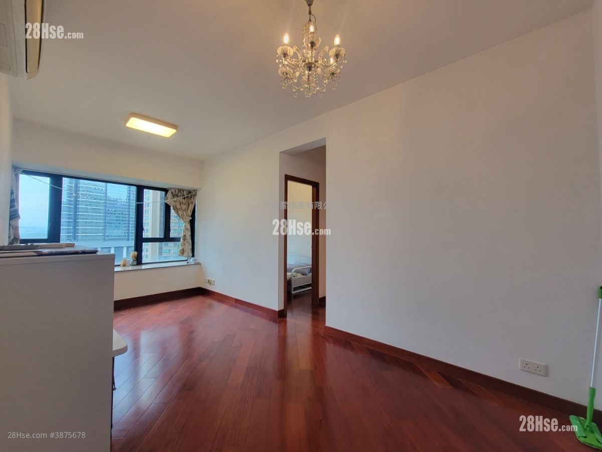 The Arch Rental 2 Bedrooms , 1 Bathroom 513 ft²