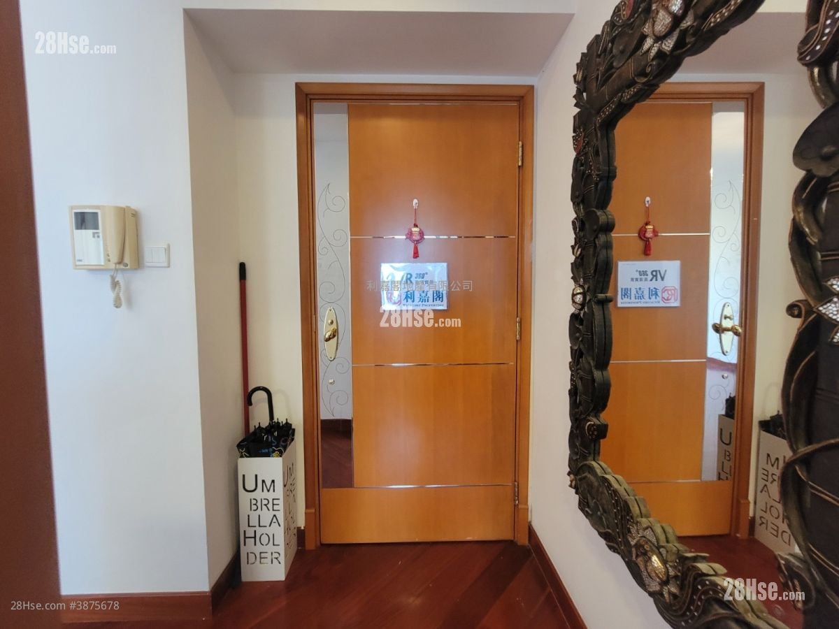 The Arch Rental 2 Bedrooms , 1 Bathroom 513 ft²