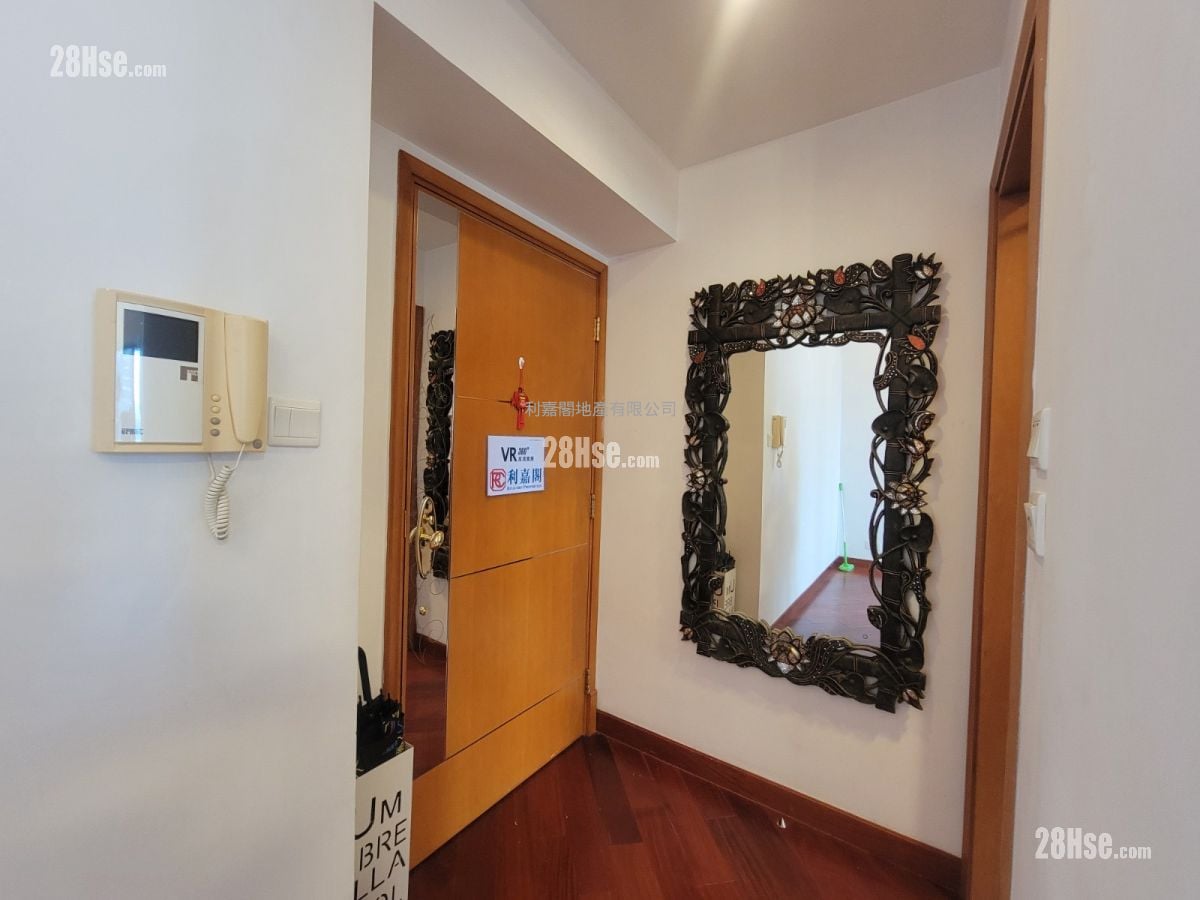 The Arch Rental 2 Bedrooms , 1 Bathroom 513 ft²
