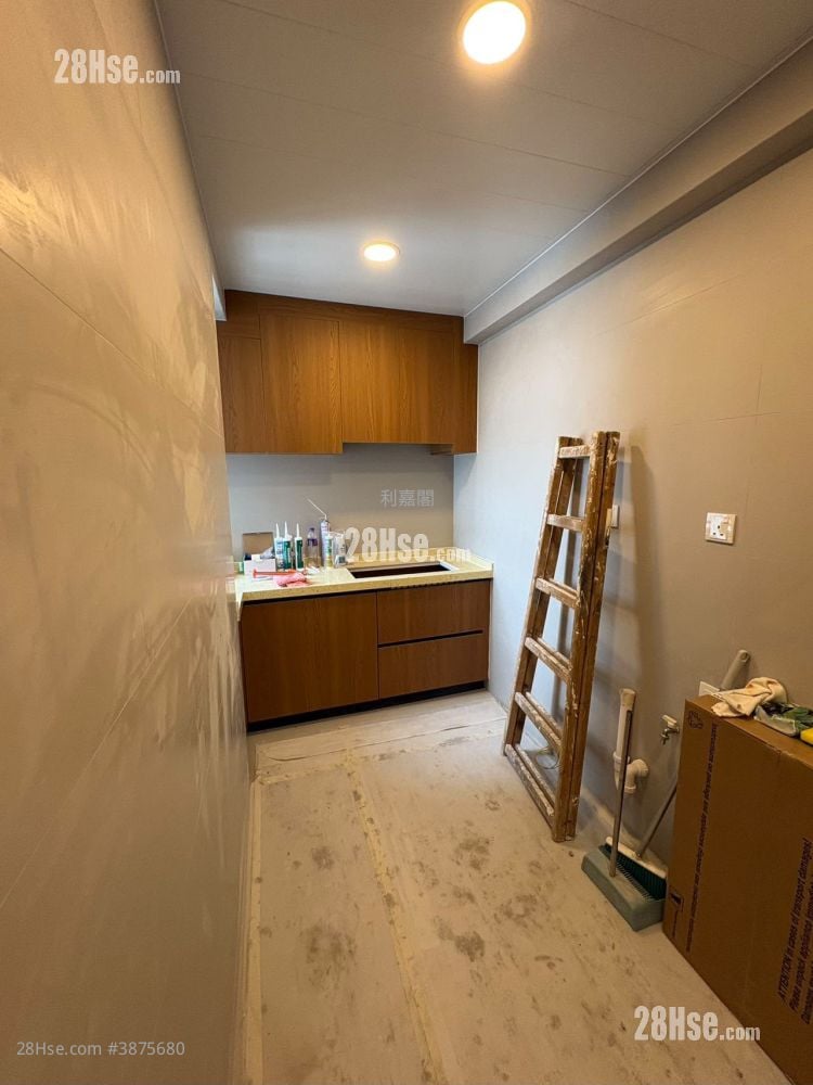 Pearl City Mansion Sell 2 Bedrooms 493 ft²