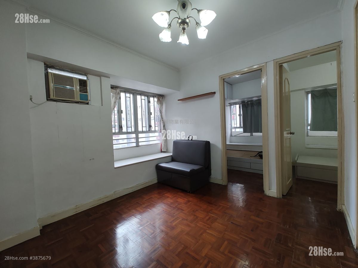 Hip Fai Building Rental 2 Bedrooms , 1 Bathroom 290 ft²