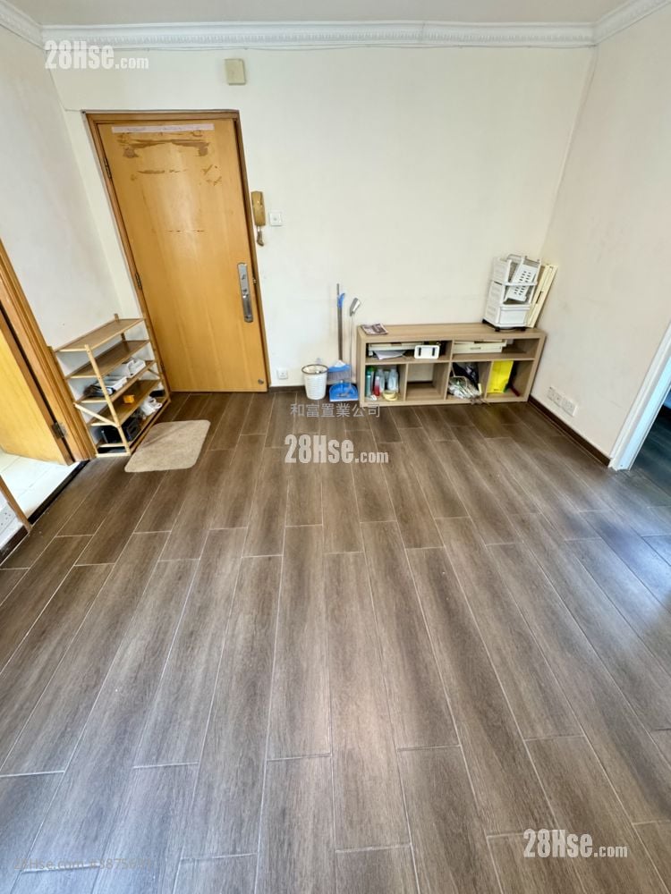 Yalford Building Rental 2 Bedrooms , 1 Bathroom 393 ft²