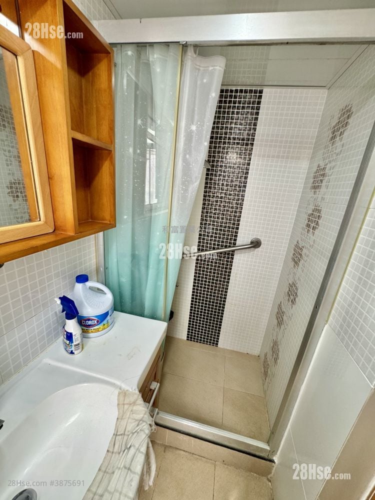Yalford Building Rental 2 Bedrooms , 1 Bathroom 393 ft²