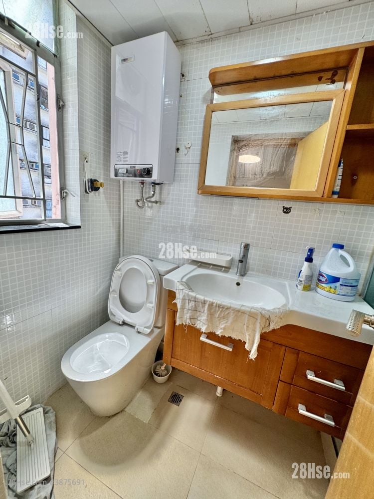 Yalford Building Rental 2 Bedrooms , 1 Bathroom 393 ft²