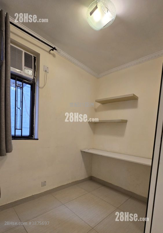 Kingstown Mansion Sell 3 Bedrooms , 1 Bathroom 394 ft²