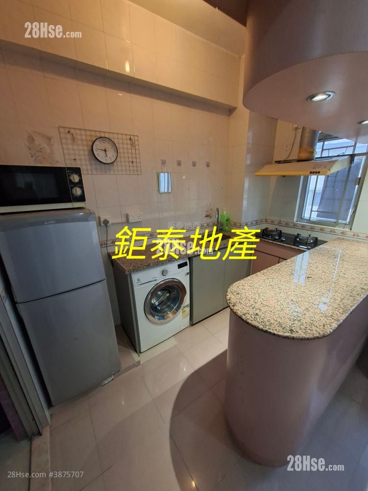 Cheong Ming Building Sell 2 Bedrooms , 1 Bathroom 374 ft²