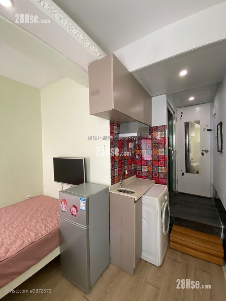 Far East Mansion Rental Studio , 1 Bathroom 180 ft²