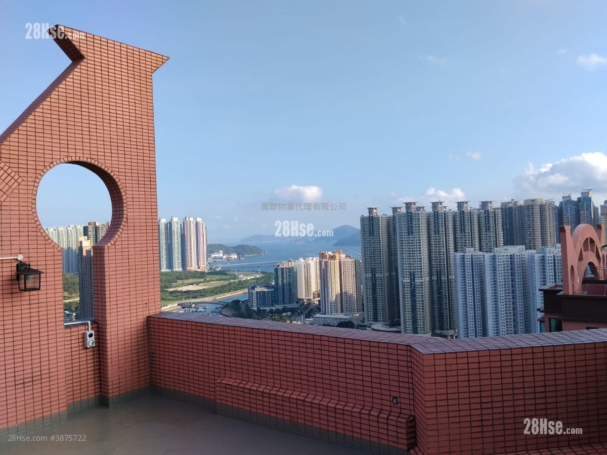 Nan Fung Plaza Sell 4 Bedrooms , 4 Bathrooms 1,227 ft²