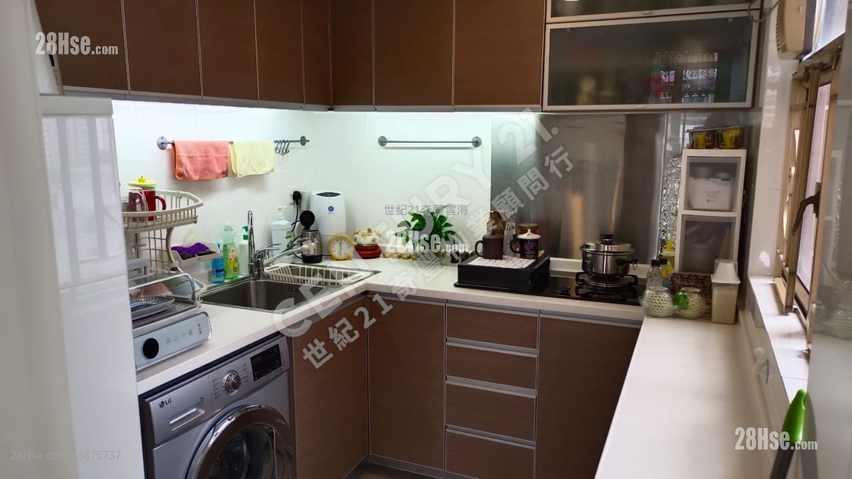 The Waterside Sell 3 Bedrooms , 2 Bathrooms 702 ft²
