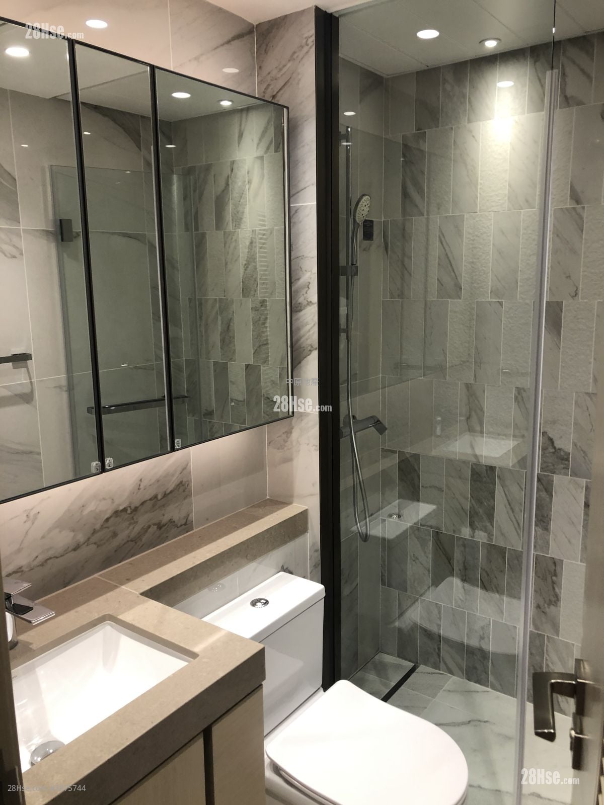 Mount Regency Sell 2 Bedrooms , 1 Bathroom 399 ft²