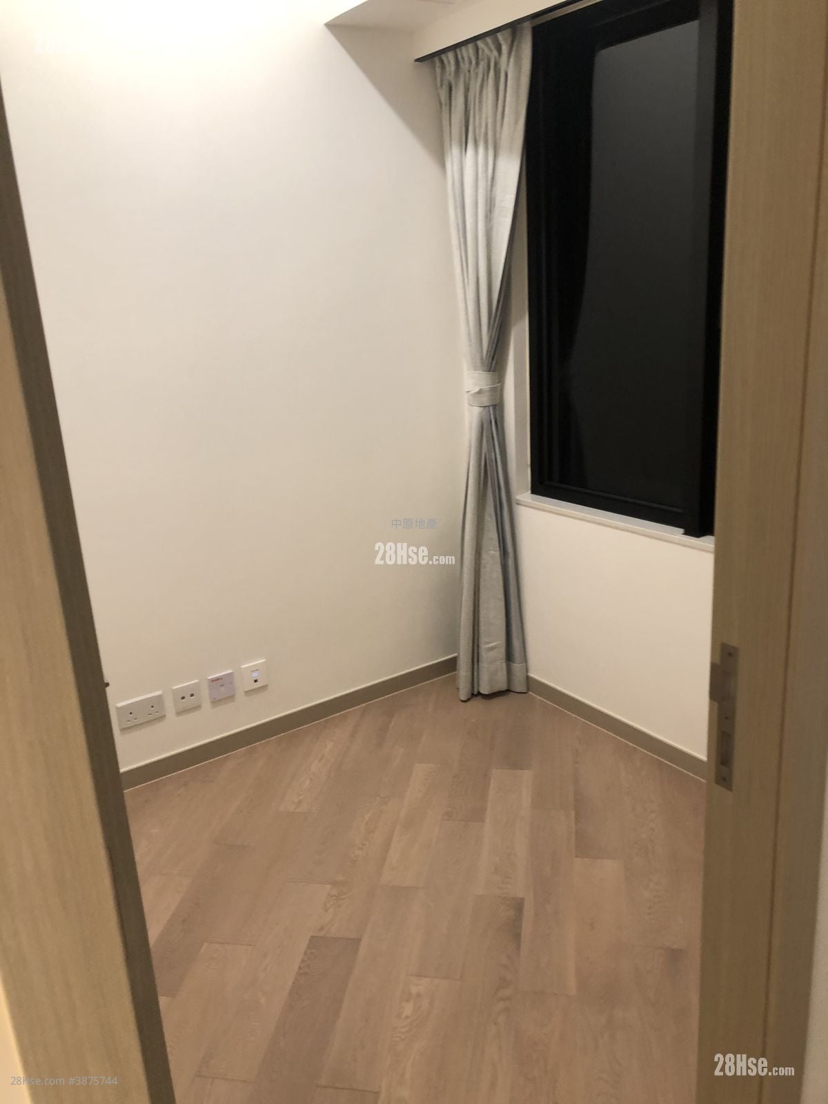 Mount Regency Sell 2 Bedrooms , 1 Bathroom 399 ft²