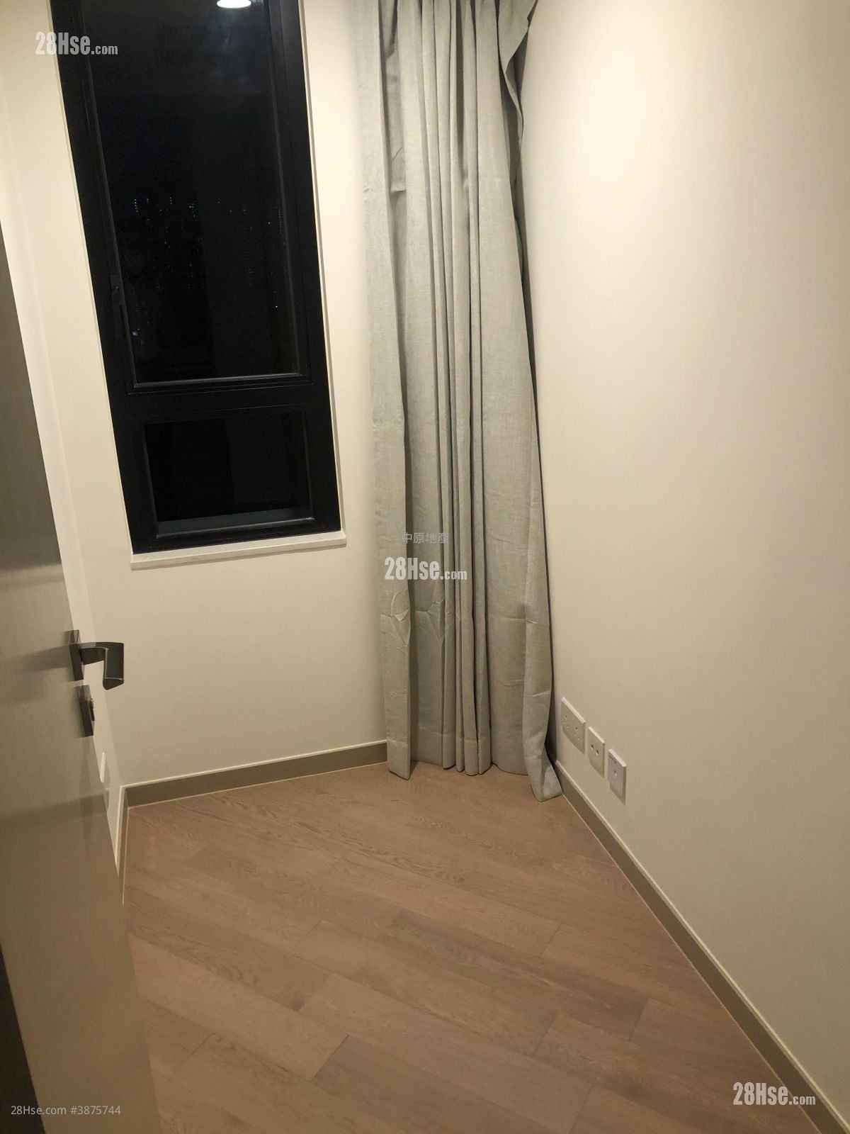 Mount Regency Sell 2 Bedrooms , 1 Bathroom 399 ft²