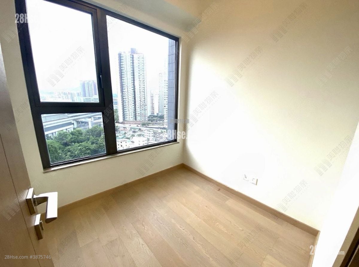Sol City Rental 3 Bedrooms , 2 Bathrooms 736 ft²