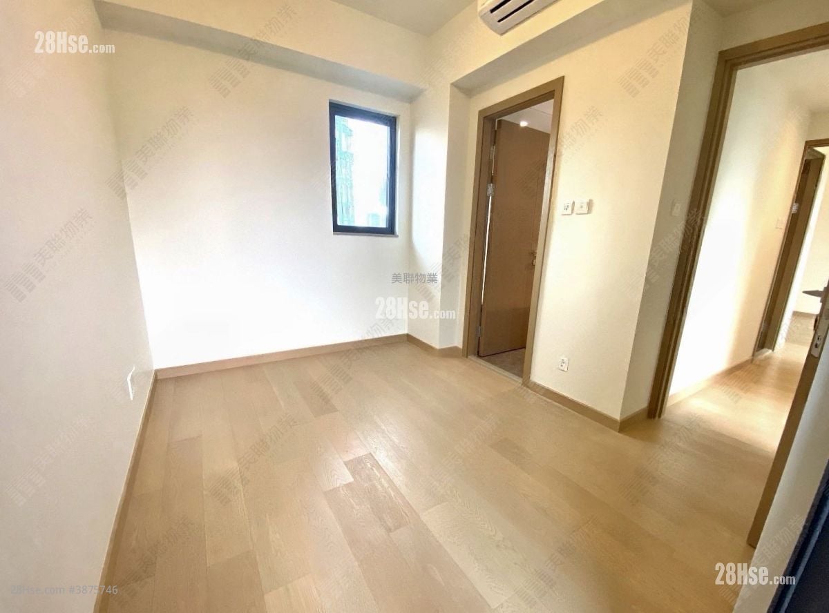 Sol City Rental 3 Bedrooms , 2 Bathrooms 736 ft²