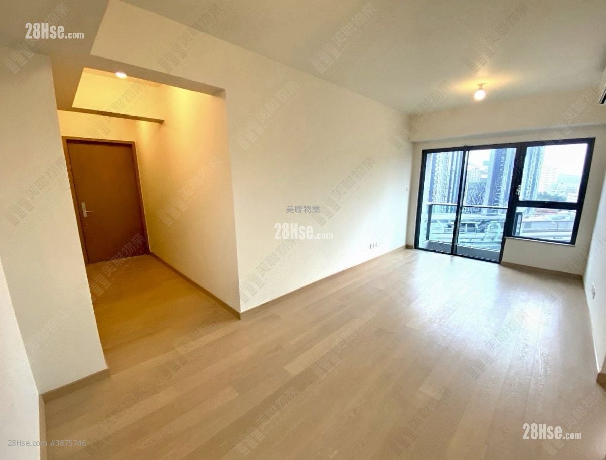 Sol City Rental 3 Bedrooms , 2 Bathrooms 736 ft²