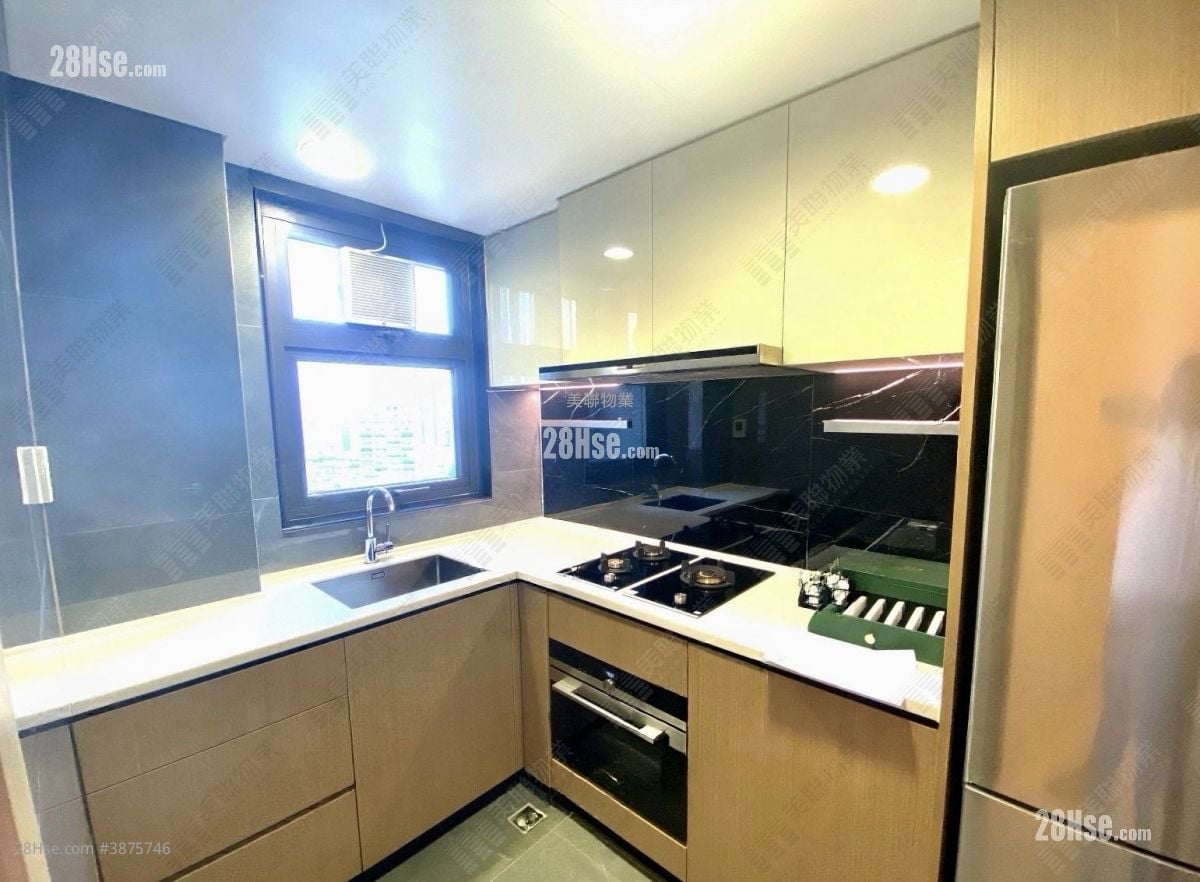 Sol City Rental 3 Bedrooms , 2 Bathrooms 736 ft²