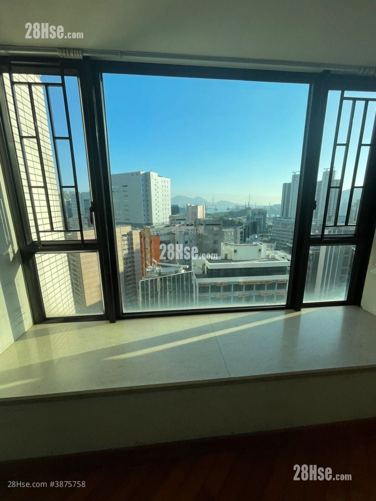 Chelsea Court Sell 2 Bedrooms , 1 Bathroom 481 ft²