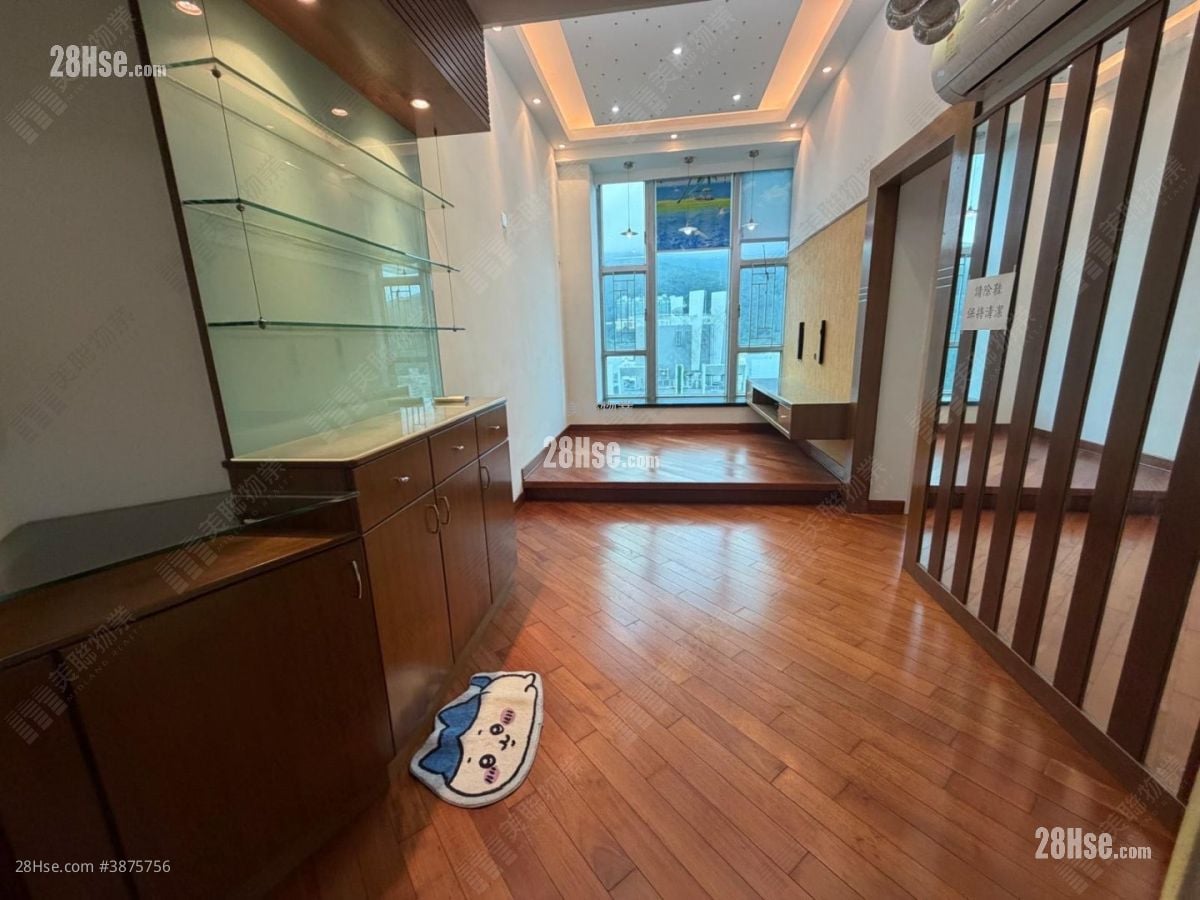 Summit Terrace Sell 2 Bedrooms 437 ft²