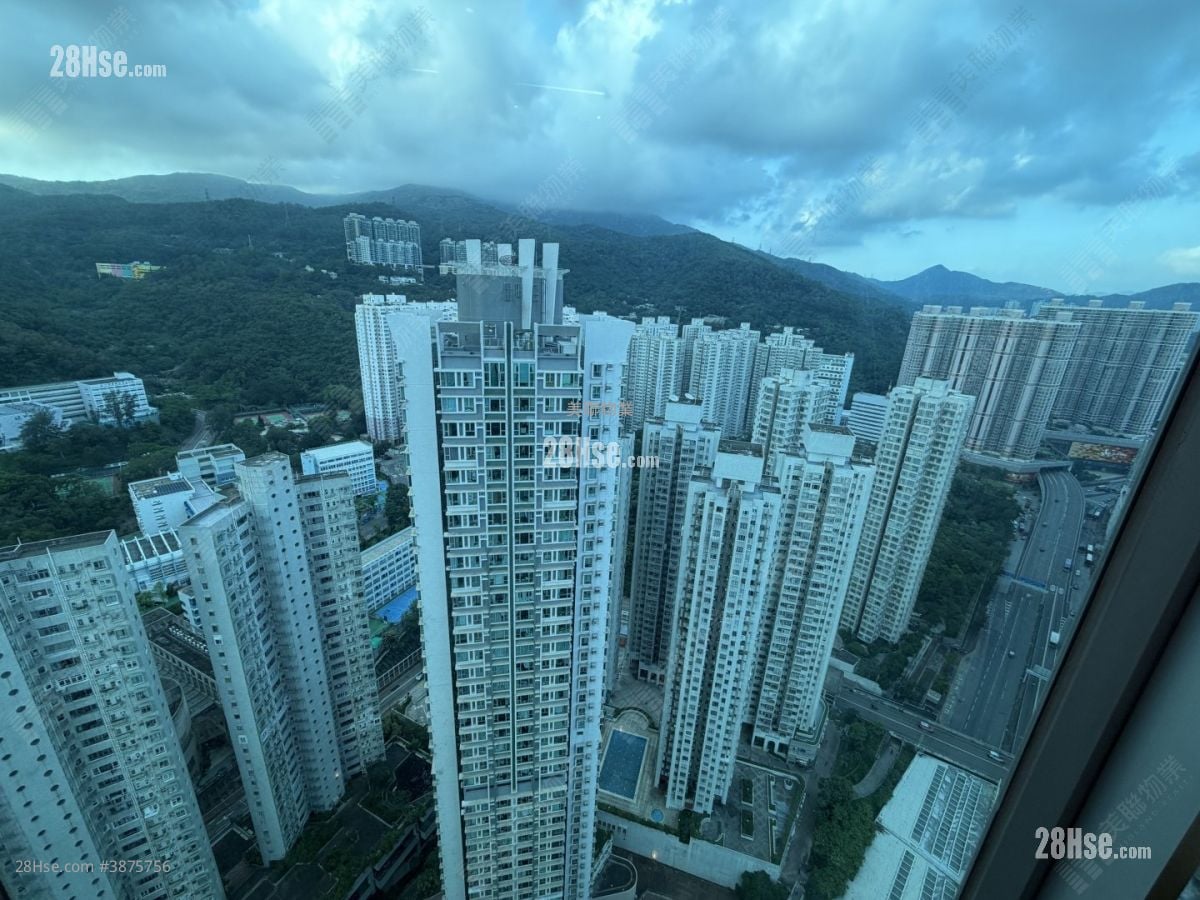 Summit Terrace Sell 2 Bedrooms 437 ft²