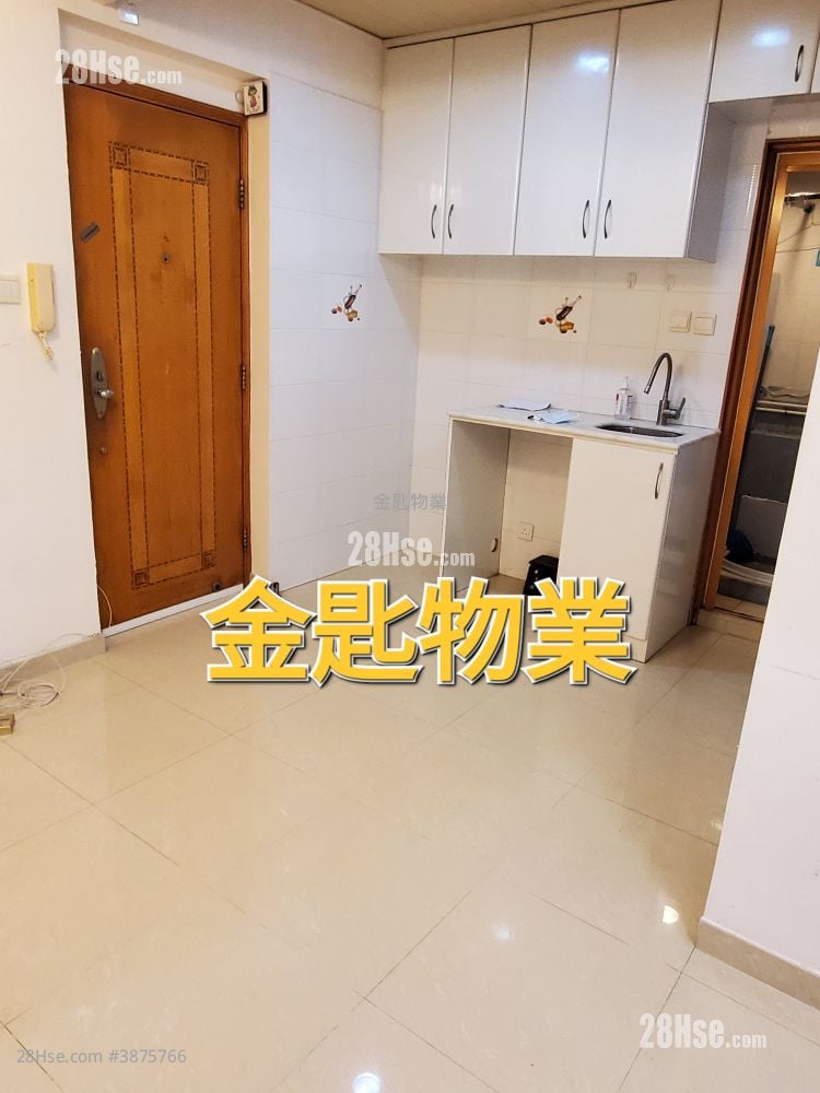 Kam Fai Building Sell 2 Bedrooms , 1 Bathroom 302 ft²