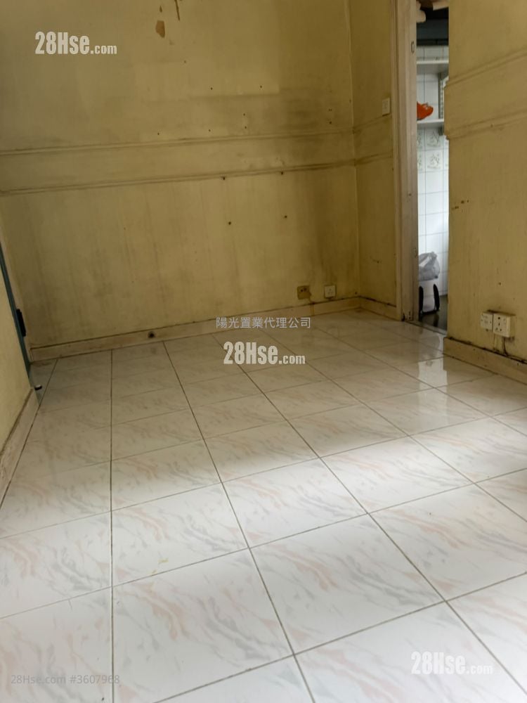 Wah Po Building Rental 1 Bedroom , 1 Bathroom 291 ft²
