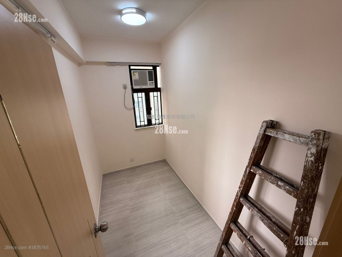 Diamond Court Rental 3 Bedrooms , 1 Bathroom 576 ft²