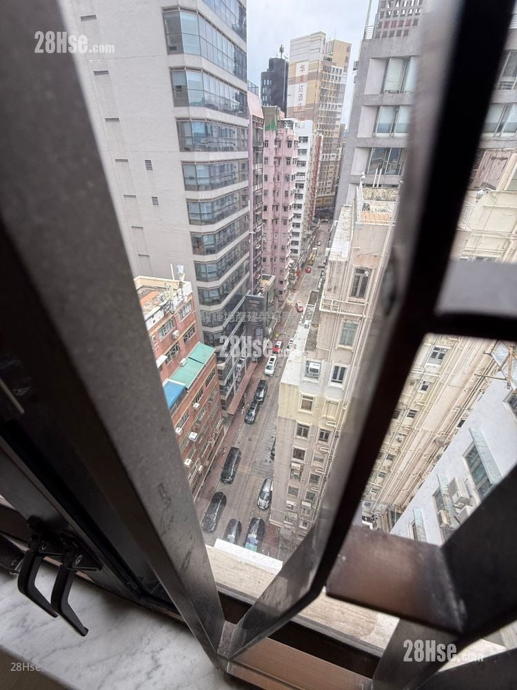 Diamond Court Rental 3 Bedrooms , 1 Bathroom 576 ft²