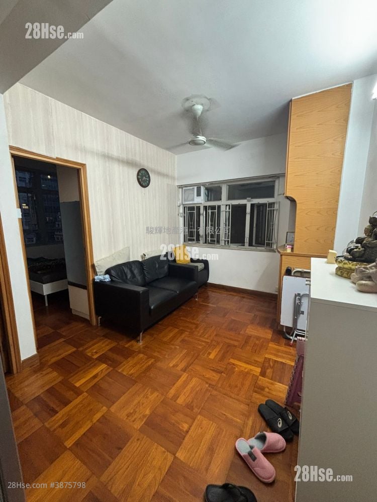 Tin Man Court Sell 1 Bathroom 378 ft²