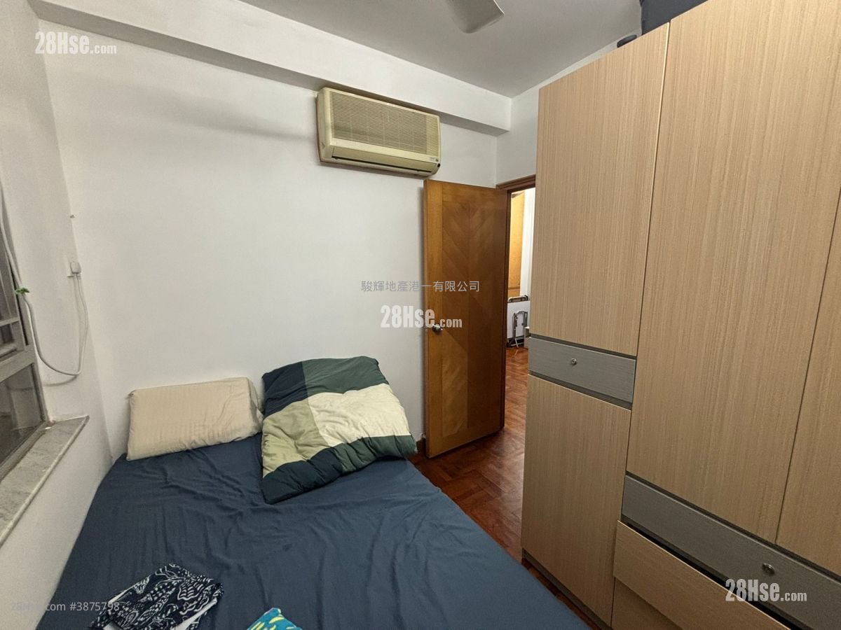 Tin Man Court Sell 1 Bathroom 378 ft²