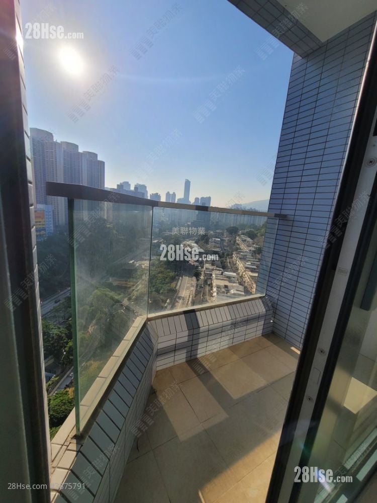 Primrose Hill Sell Studio , 1 Bathroom 219 ft²