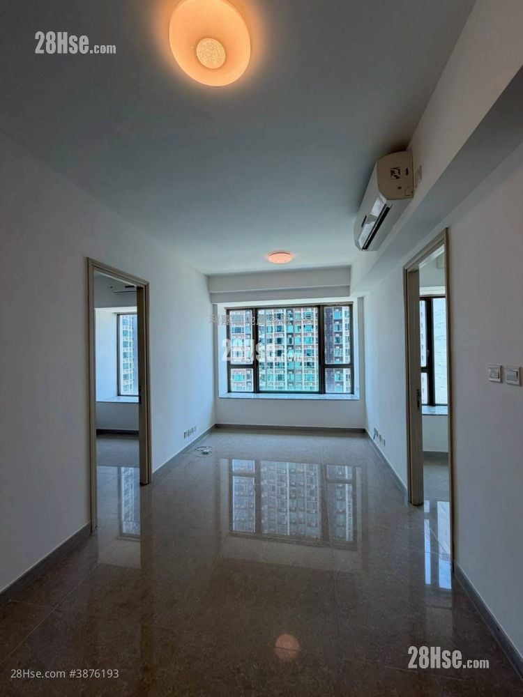Yuccie Square Sell 2 Bedrooms , 1 Bathroom 430 ft²