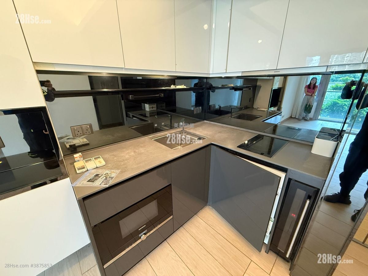 Century Link Rental 2 Bedrooms , 1 Bathroom 484 ft²
