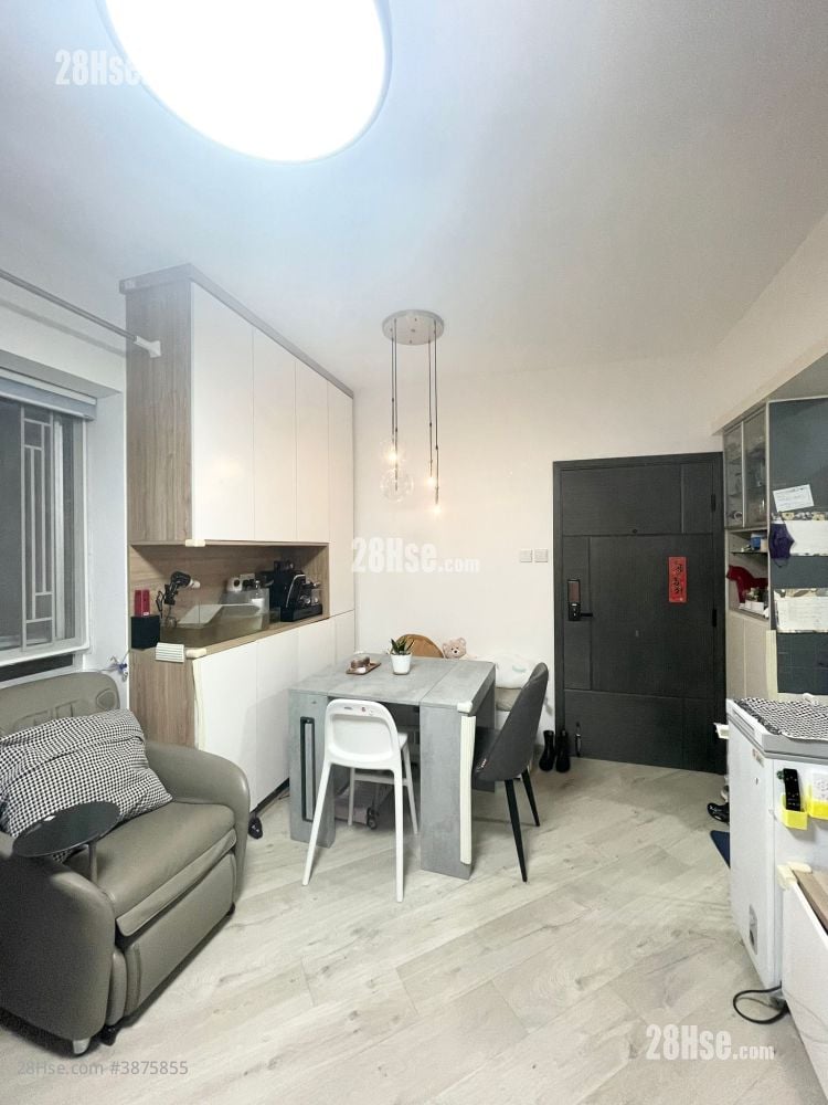 Wai Fat Building Rental 4 Bedrooms , 1 Bathroom 464 ft²