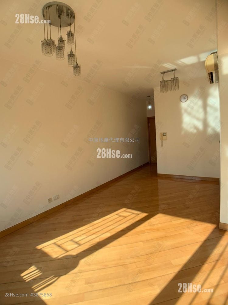 New Haven Sell 2 Bedrooms , 1 Bathroom 530 ft²