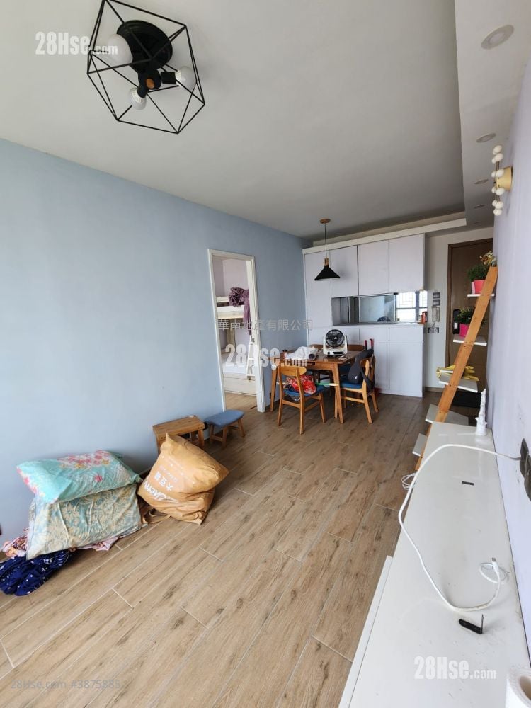Ka Shun Court Rental 2 Bedrooms , 1 Bathroom 447 ft²