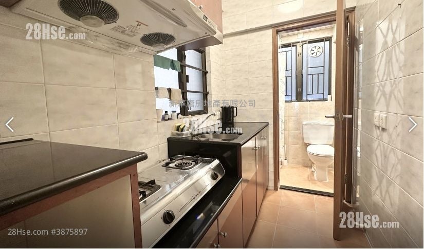 Woodlands Terrace Rental 3 Bedrooms , 2 Bathrooms 600 ft²