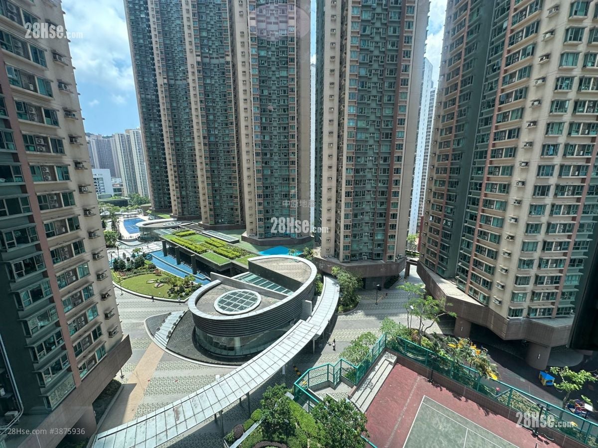 Park Central Sell 2 Bedrooms , 1 Bathroom 465 ft²