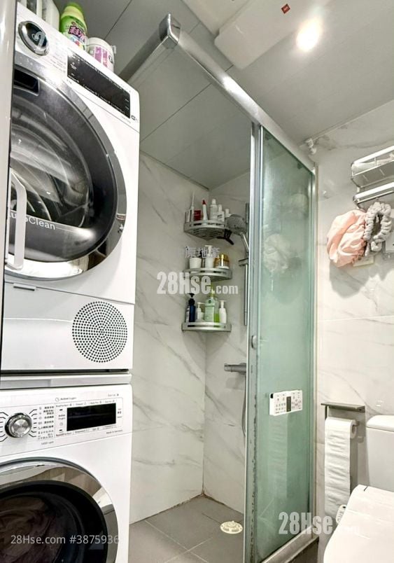 Park Central Sell 2 Bedrooms , 1 Bathroom 465 ft²