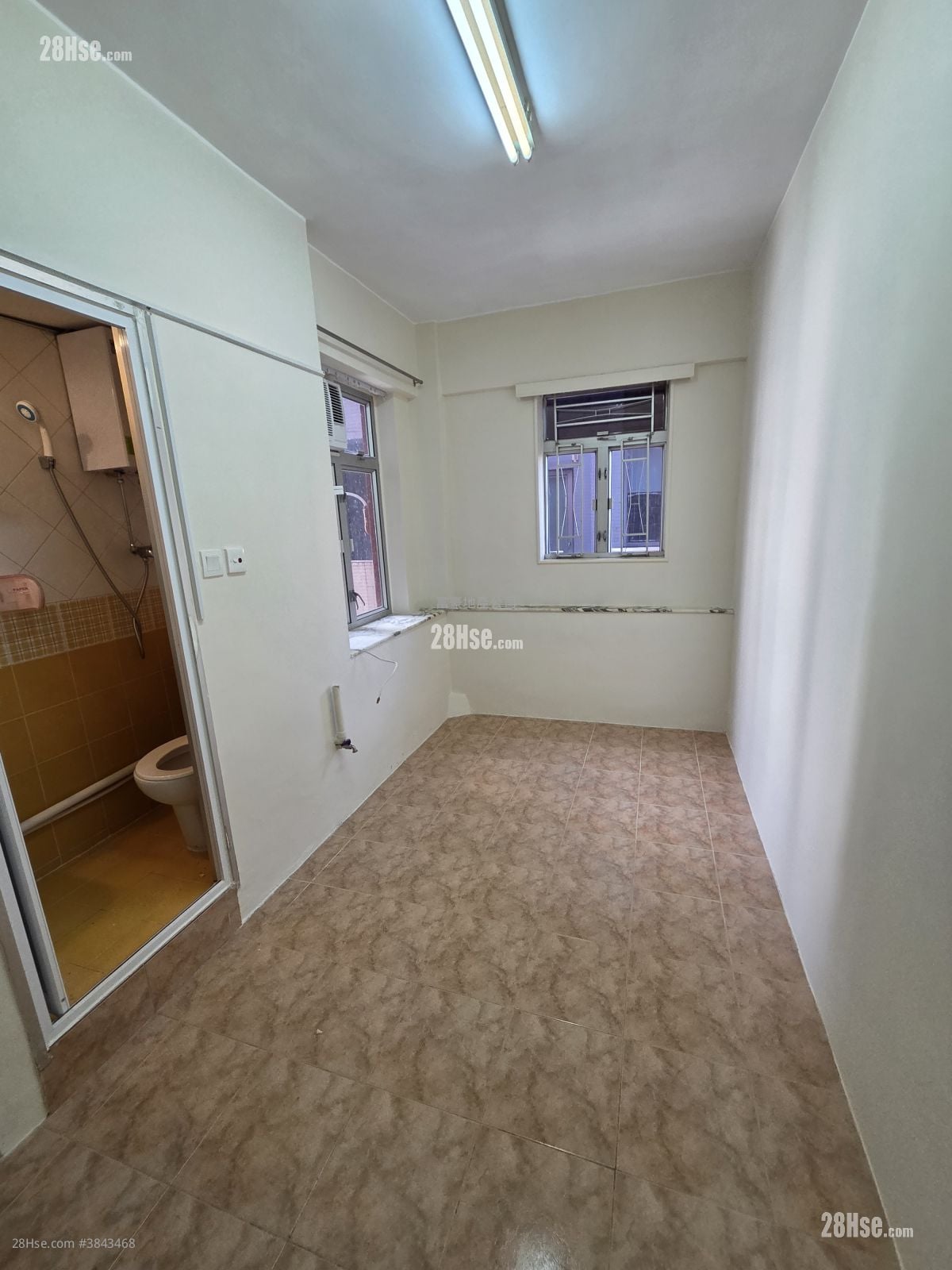 Bao Hua Building Rental Studio , 1 Bathroom 130 ft²