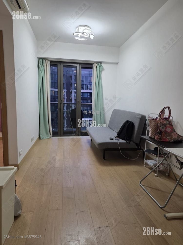One Homantin Rental 2 Bedrooms , 1 Bathroom 518 ft²